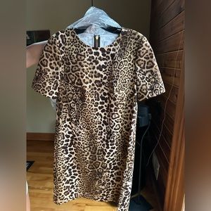 Carolina Herrera Woman’s Leopard Print Shift Mini Dress. Brand new Size 6